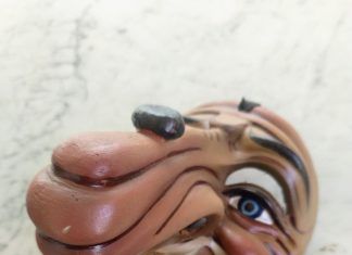 MASCARAS DEL MUNDO (13). Caporal de contradanza.