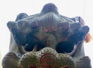 MASCARAS DEL MUNDO (24). León.