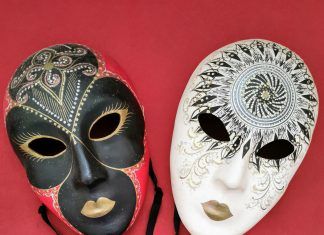 MASCARAS DEL MUNDO (71 y 72). Mujer y Hombre.