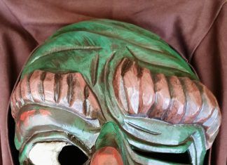MÁSCARAS DEL MUNDO (105). Bruja castor del pantano.